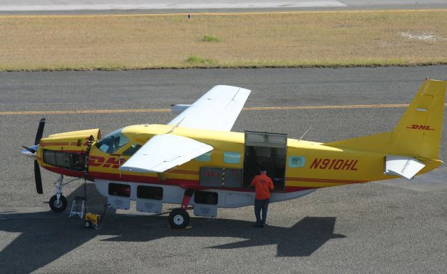 Cessna Caravan (N910HL)