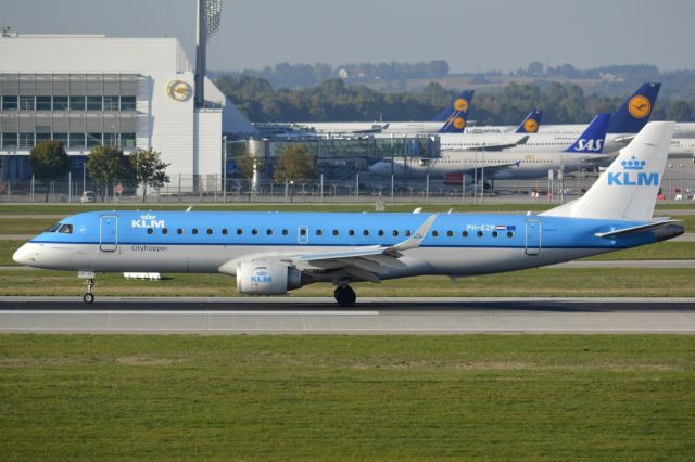 Embraer ERJ-190 (PH-EZP)