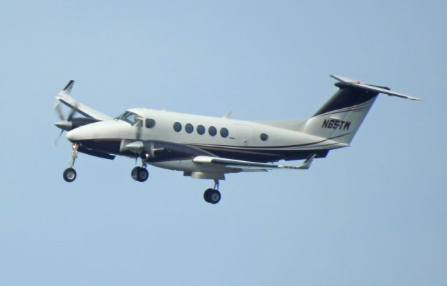 Beechcraft Super King Air 200 (N65TW)