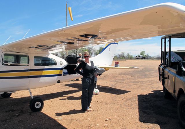 Cessna Centurion (ZS-AVB) - After landing at Ingwelala, South Africa.