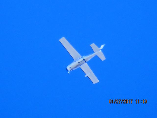 Cessna P210 Pressurized Centurion (N215GN)