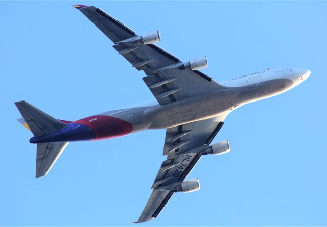 Boeing 747-400 (HL7420) - OZ241 SEA-ICN 10-30--20