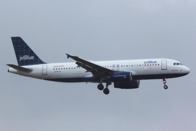 Airbus A320 (N536JB) - "Canyon Blue" (01-24-2011)