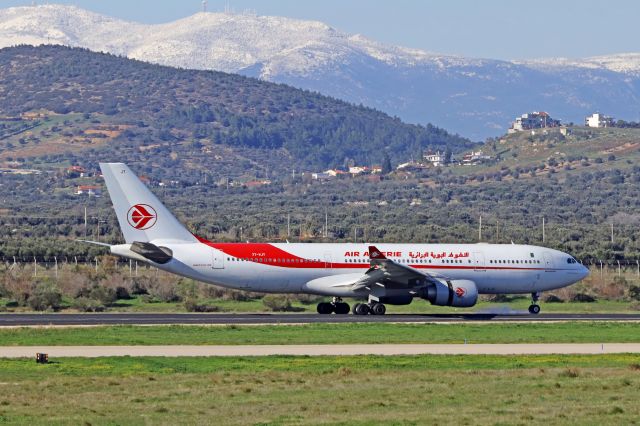 Airbus A330-200 (7T-VJY) - An unexpected but very welcomed visitor in Athens. Air Algerie A332 landing in snowy Athens 