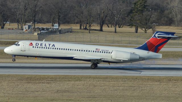 Boeing 717-200 (N927AT) - Delta Airlines Boeing 717-200