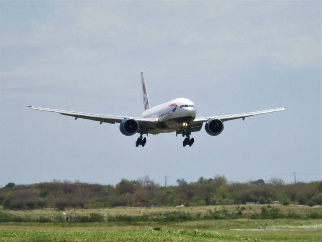 Boeing 777-200 (G-VIIY)