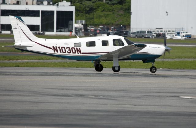 Piper Saratoga (N1030N)