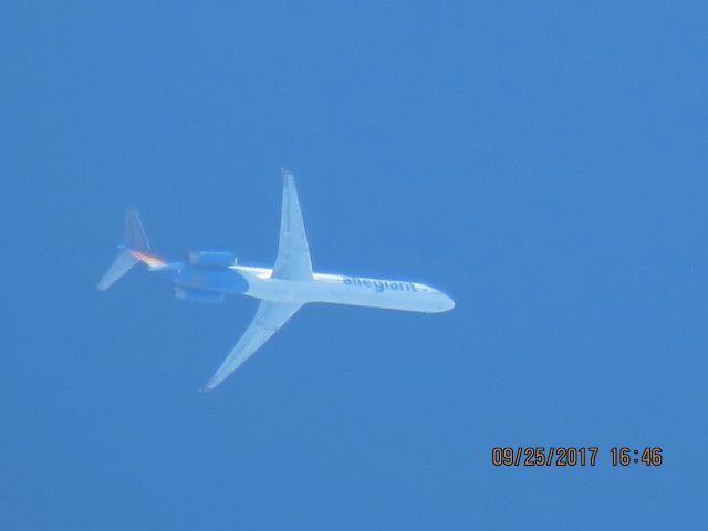 McDonnell Douglas MD-83 (N886GA)