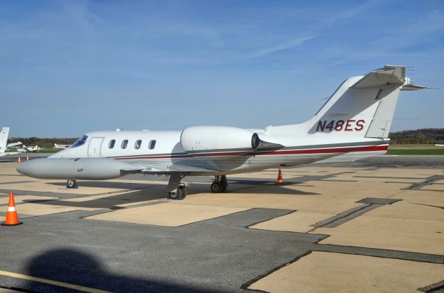 Learjet 35 (N48ES) - Seen at KFDK on 10/30/2010.