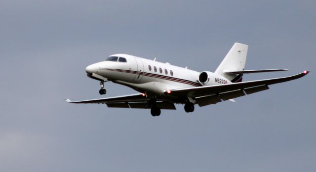 Cessna Citation Latitude (N527QS) - On final is this 2017 Cessna Citation Latitude 680A in the Autumn of 2020.