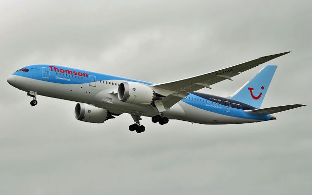 G-TUIC — - thomson 787 dep shannon 30/6/13.