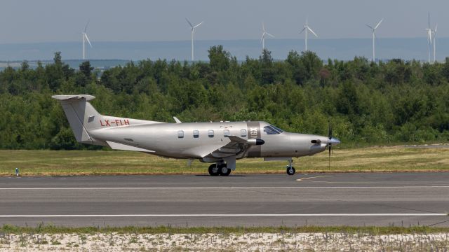 Pilatus PC-12 (LX-FLH)