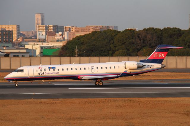 Canadair Regional Jet CRJ-700 (JA10RJ)