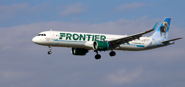 Airbus A321neo (N616FR) - About to touch down is this brand new Frontier Airlines Airbus 321-271NX with "Sierra" the Bighorn Sheep looking on in the Autumn of 2023.