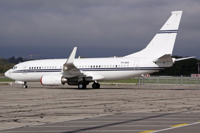 Boeing 737-700 (PR-BBS)