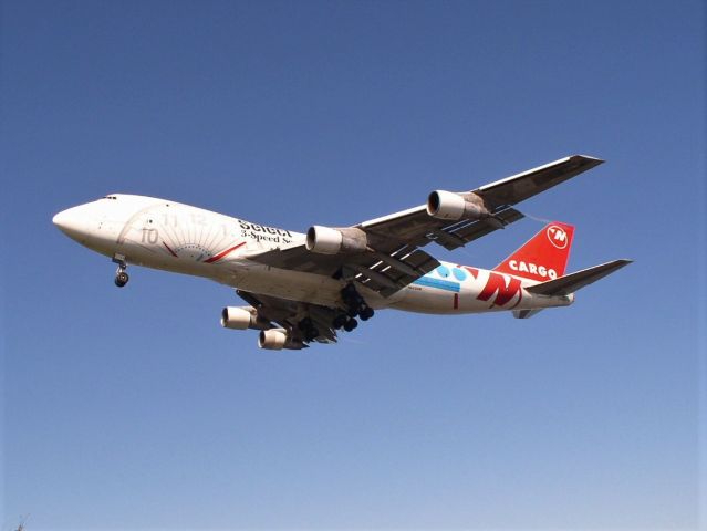 Boeing 747-200 (N644NW) - From june 2006 at ANC.