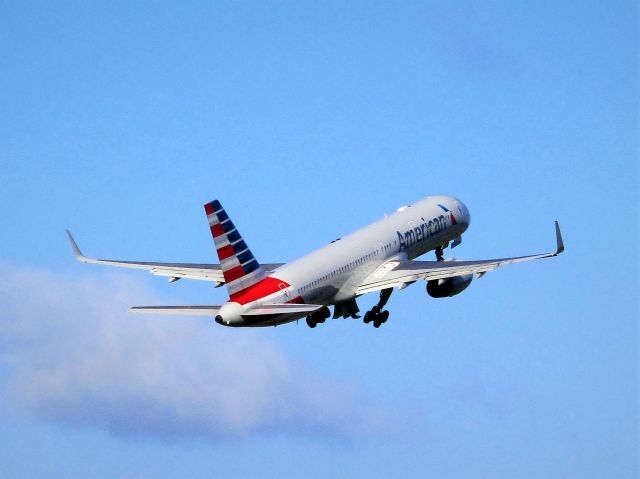 Boeing 757-200 (N691AA)