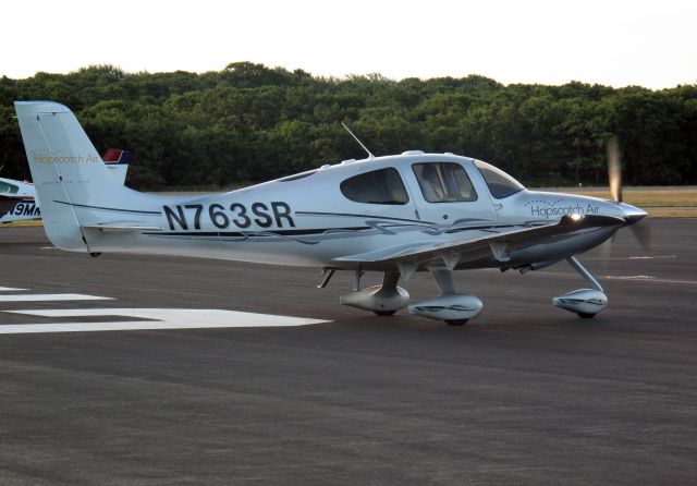 Cirrus SR-22 (N763SR) - Early morning at Cape Cod.