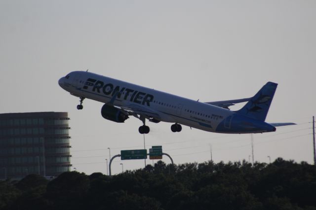 Airbus A321neo (N614FR)