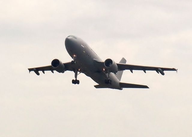 Airbus A310 (GAF1027)