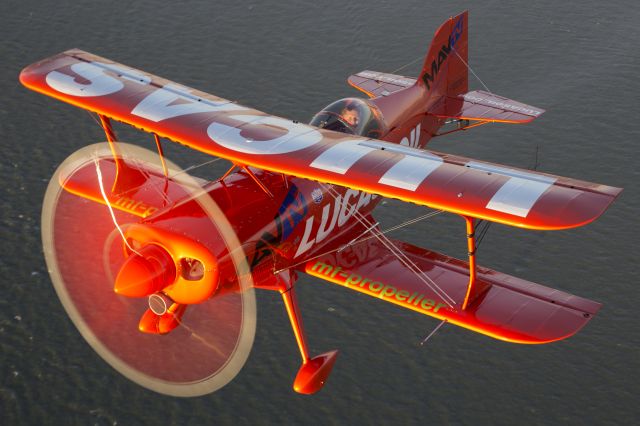 PITTS Special (S-1) (N5111B) - Mike Wiskus over San Francisco Bay during the weekend of the Fleet Week Airshow