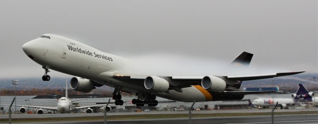 BOEING 747-8 (N609UP)