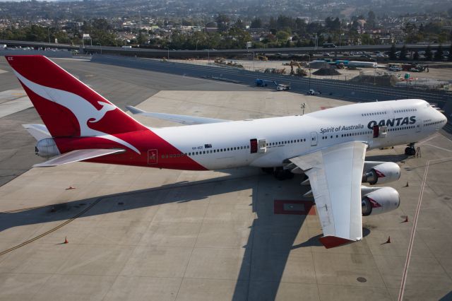 Boeing 747-400 (VH-OEE)