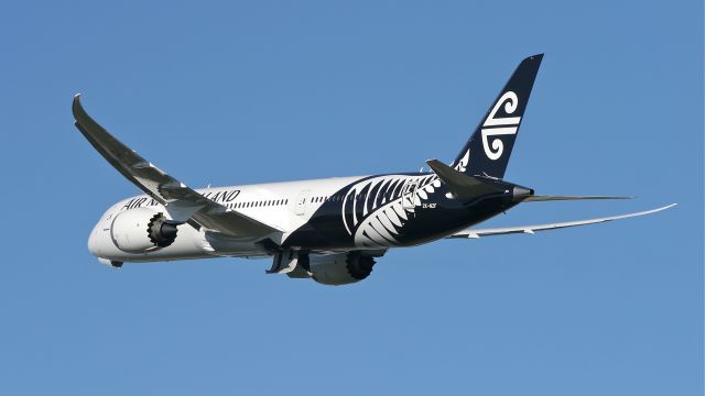 Boeing 787-9 Dreamliner (ZK-NZF) - BOE4 climbs from Rwy 34L for a test flight on 9/20/14. (LN:213 / cn 34335).