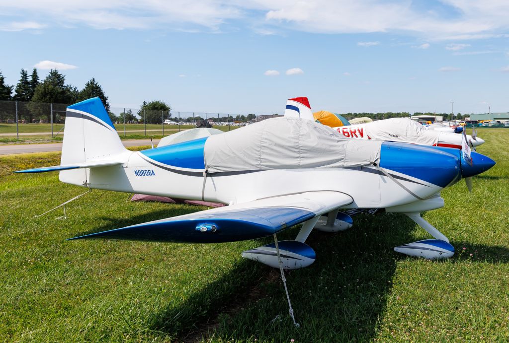 Vans RV-6 (N9806A)