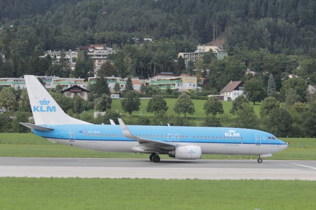 Boeing 737-800 (PH-BXH)