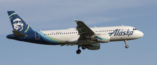 Airbus A320 (N853VA)