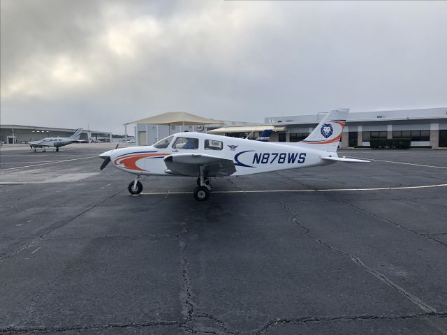 Piper Cherokee (N878WS)