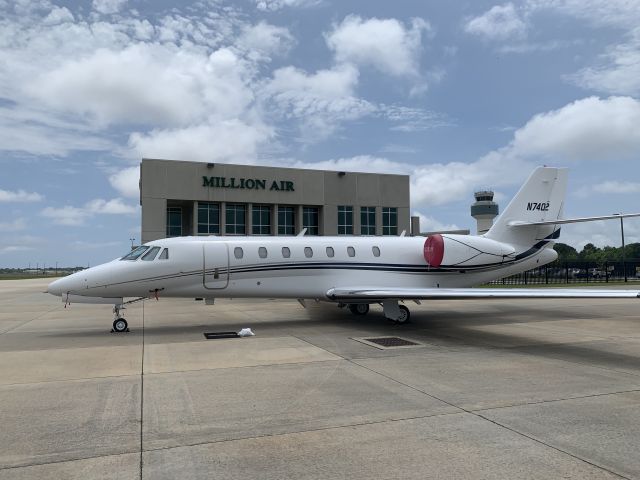 Cessna Citation Sovereign (N7402)