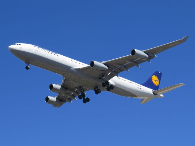 Airbus A340-300 (D-AIGO) - City park east of runway 27. LH 467 arriving in San Diego at 1:25pm from Frankfurt, Germany