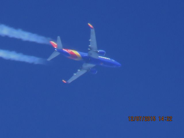 BOEING 737-300 (N643SW)