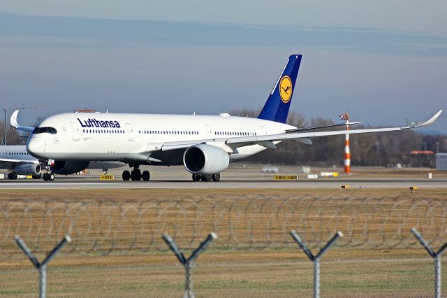 Airbus A350-900 (D-AIXF)