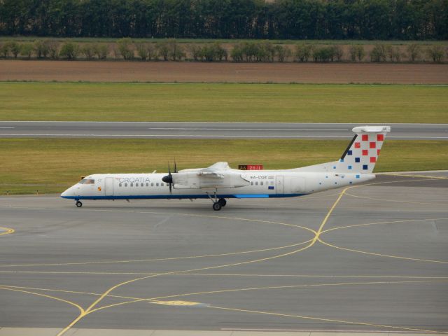 de Havilland Dash 8-400 (9A-CQE)