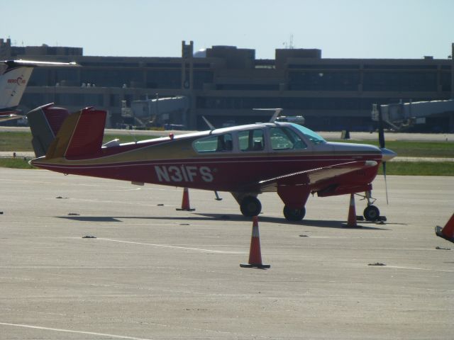 Beechcraft 35 Bonanza (N31FS)