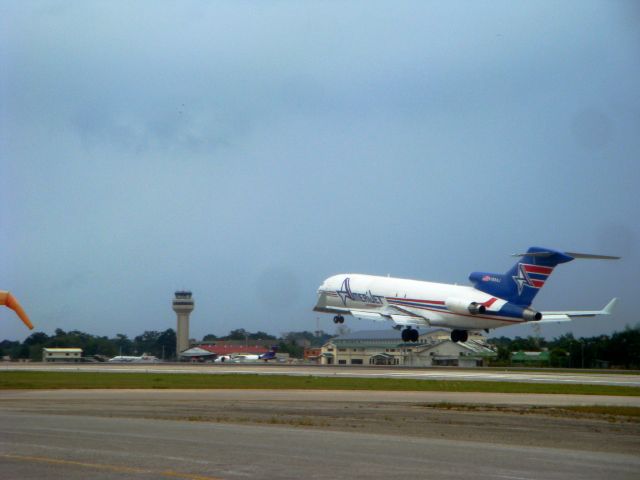Boeing 727-100 —