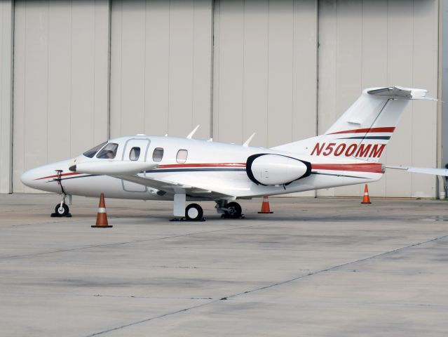 Eclipse 500 (N500MM)