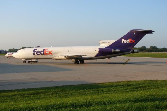 BOEING 727-200 (N488FE)