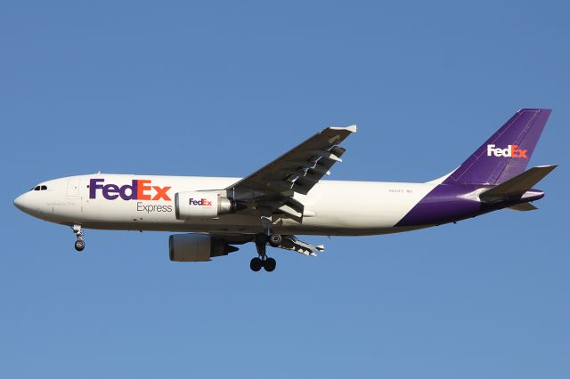 Airbus A300F4-600 (N683FE) - Arriving OKC in late October 2017. Facebook @OKCspotter