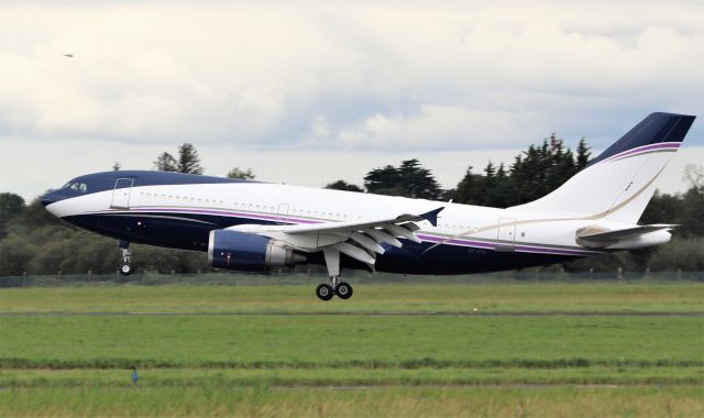 Airbus A310 (HZ-NSA) - al-atheer aviation a310-304 hz-nsa landing at shannon from riyadh 30/8/20.