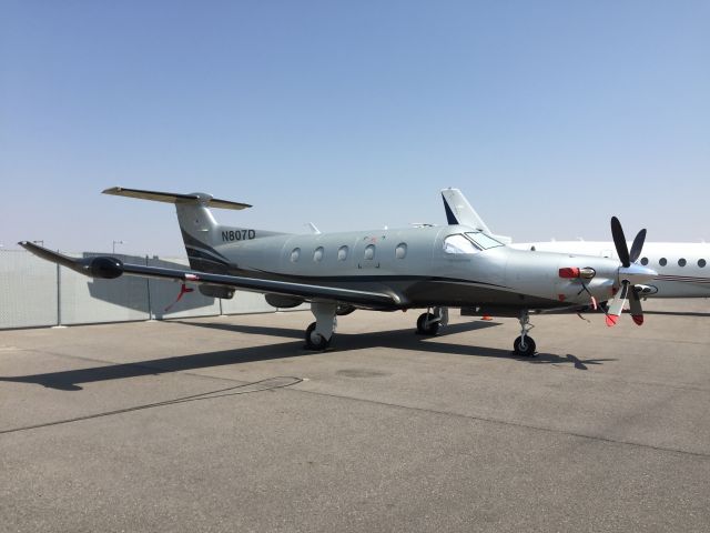 Pilatus PC-12 (N807D)