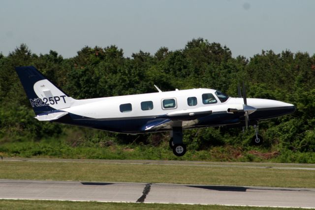 Piper Cheyenne 2 (N225PT) - 21-Jun-07