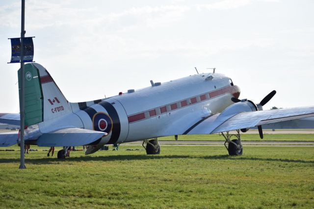 Douglas DC-3 (C-FDTD)