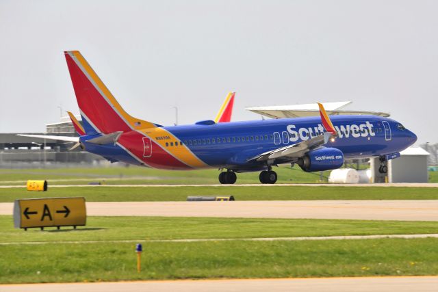 Boeing 737-800 (N8699A) - Rotating off of 23-R