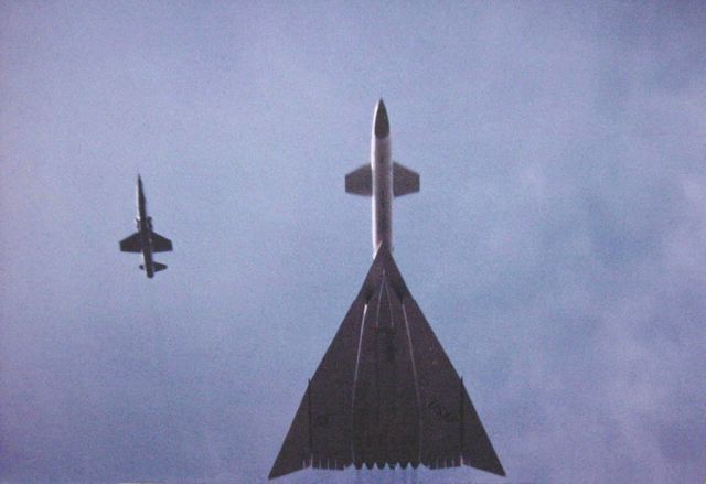 — — - XB-70A-2 with F-104 at Carswell AFB, TX 1966