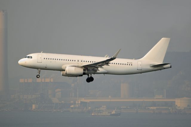 Airbus A320 (B-LCC)