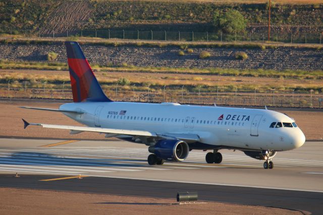 Airbus A320 (N321US)